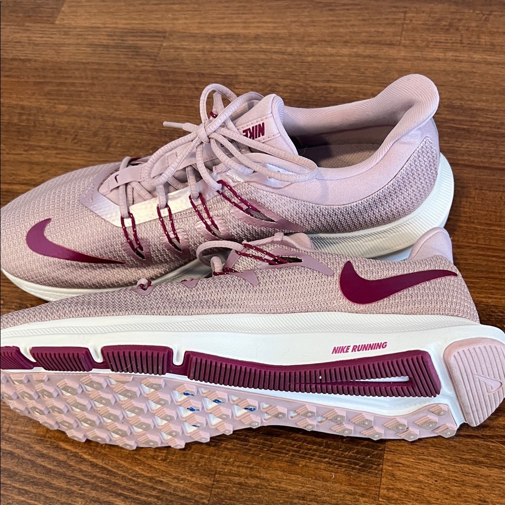 Nike Women's Athletic Shoes in Pink and Maroon - Picture 7 of 10